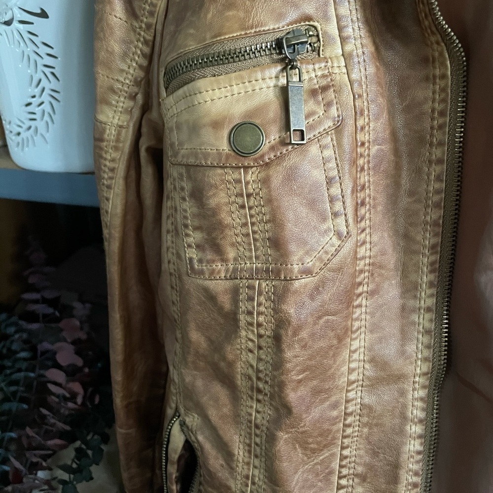 Jacket - Picture 3 of 7